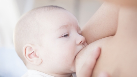 母乳が影響しての便秘の原因、症状は