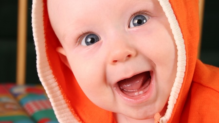 赤ちゃんの歯の生え方について