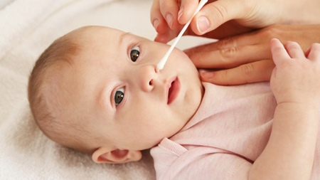 赤ちゃんの鼻水の取り方 方法