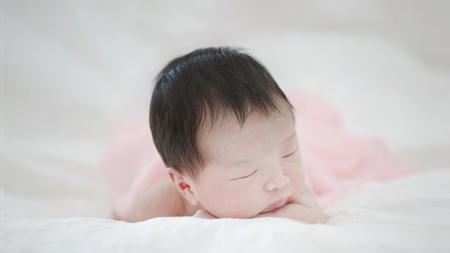 赤ちゃんの寝相の悪さによるリスク