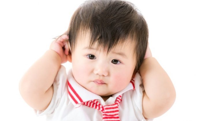 赤ちゃんが耳切れするときに知っておきたいこと 症状 原因 対処方法