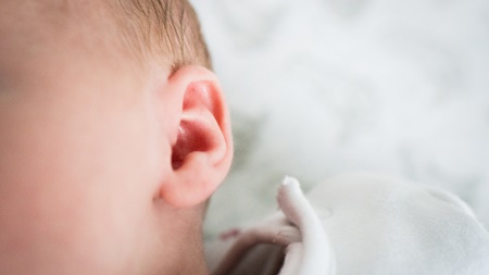 赤ちゃんの耳切れの予防法について